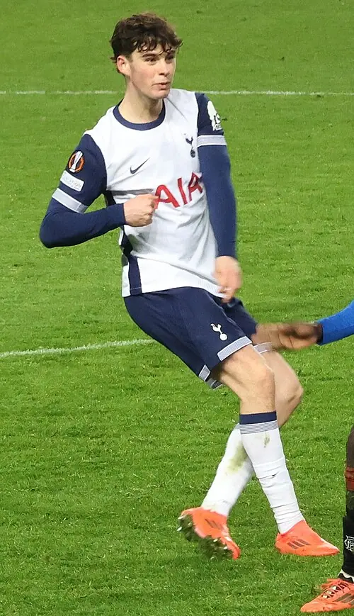 Archie Gray (futbolista)