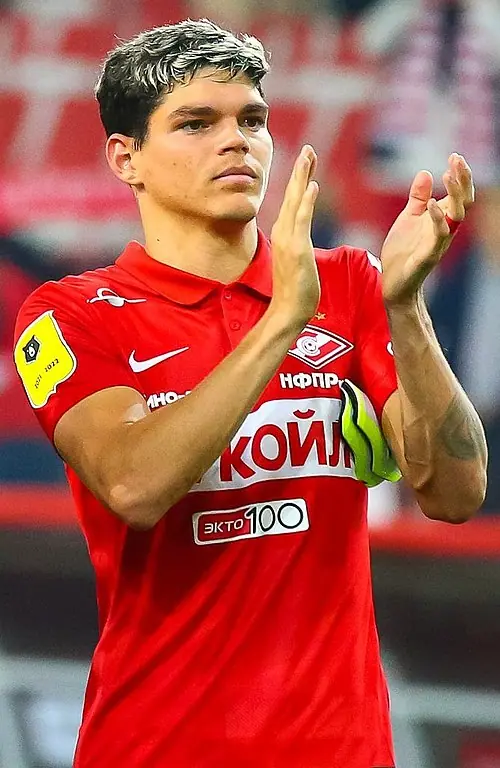 Ayrton Lucas