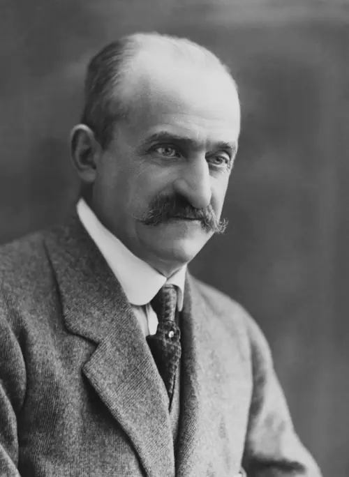 Álvaro Figueroa y Torres