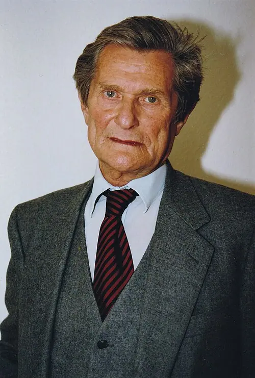 Léon Schwartzenberg