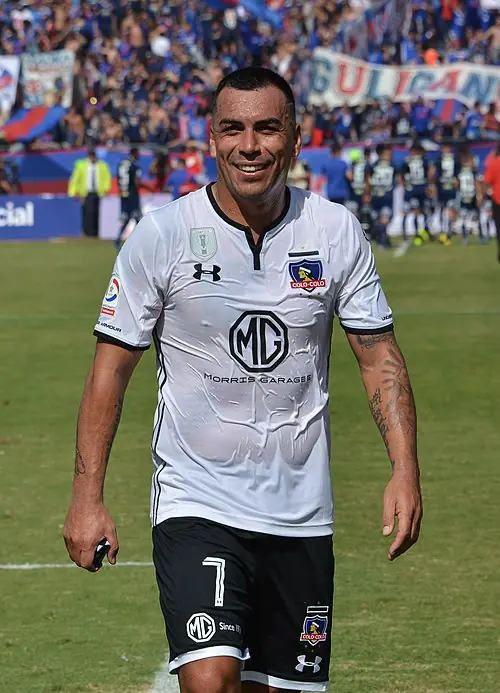 Esteban Paredess