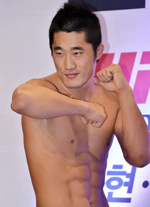 김동현