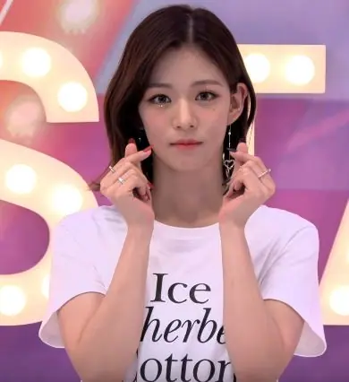 Lee Chae-young