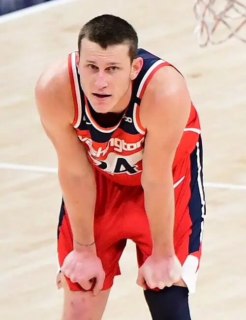 Garrison Mathews