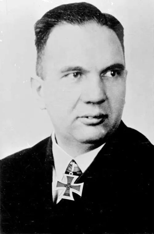 Erich Bey